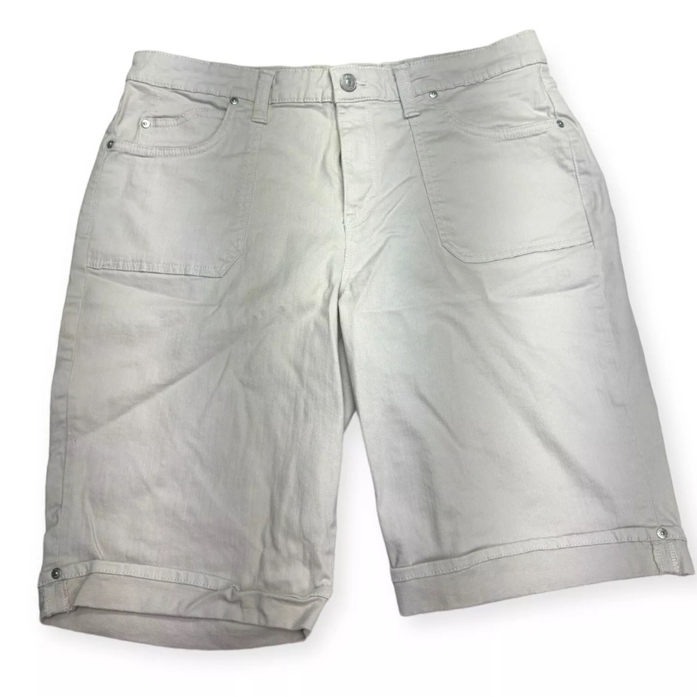 Gloria Vanderbilt All Around Slimming Effect Bermuda Jean Shorts Size 16 White